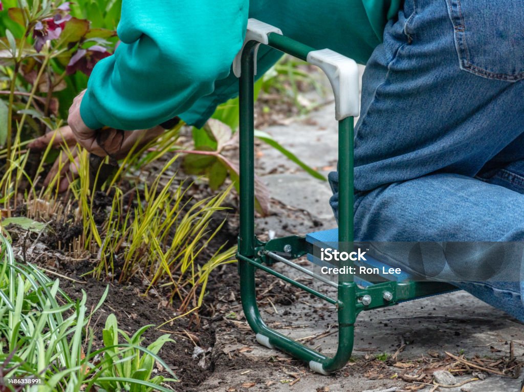 garden kneeler with handles